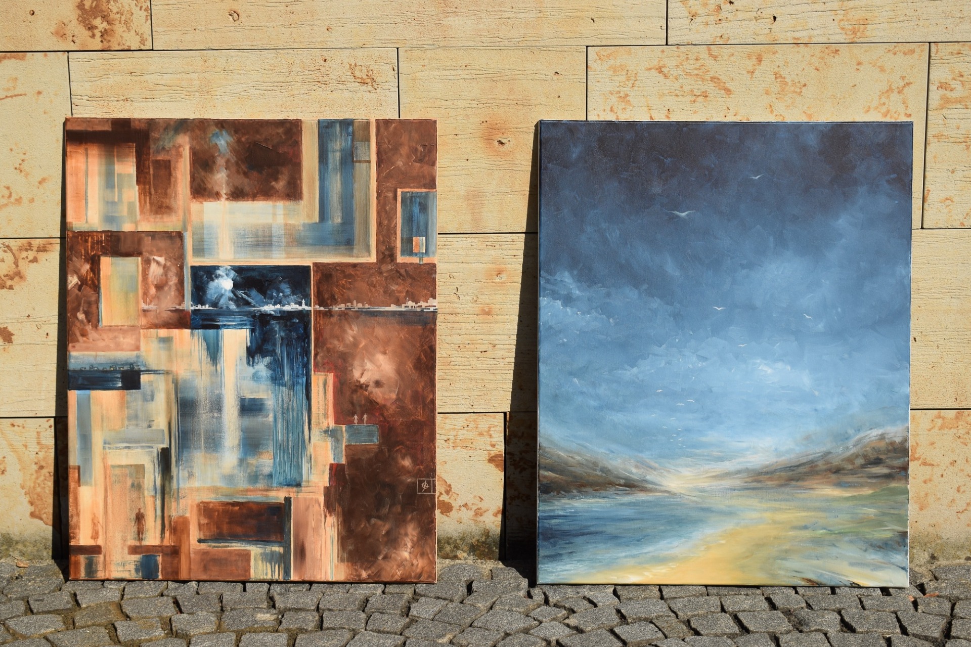 Grounded moonlight + Horizonty I., spolu = 15000 Kč